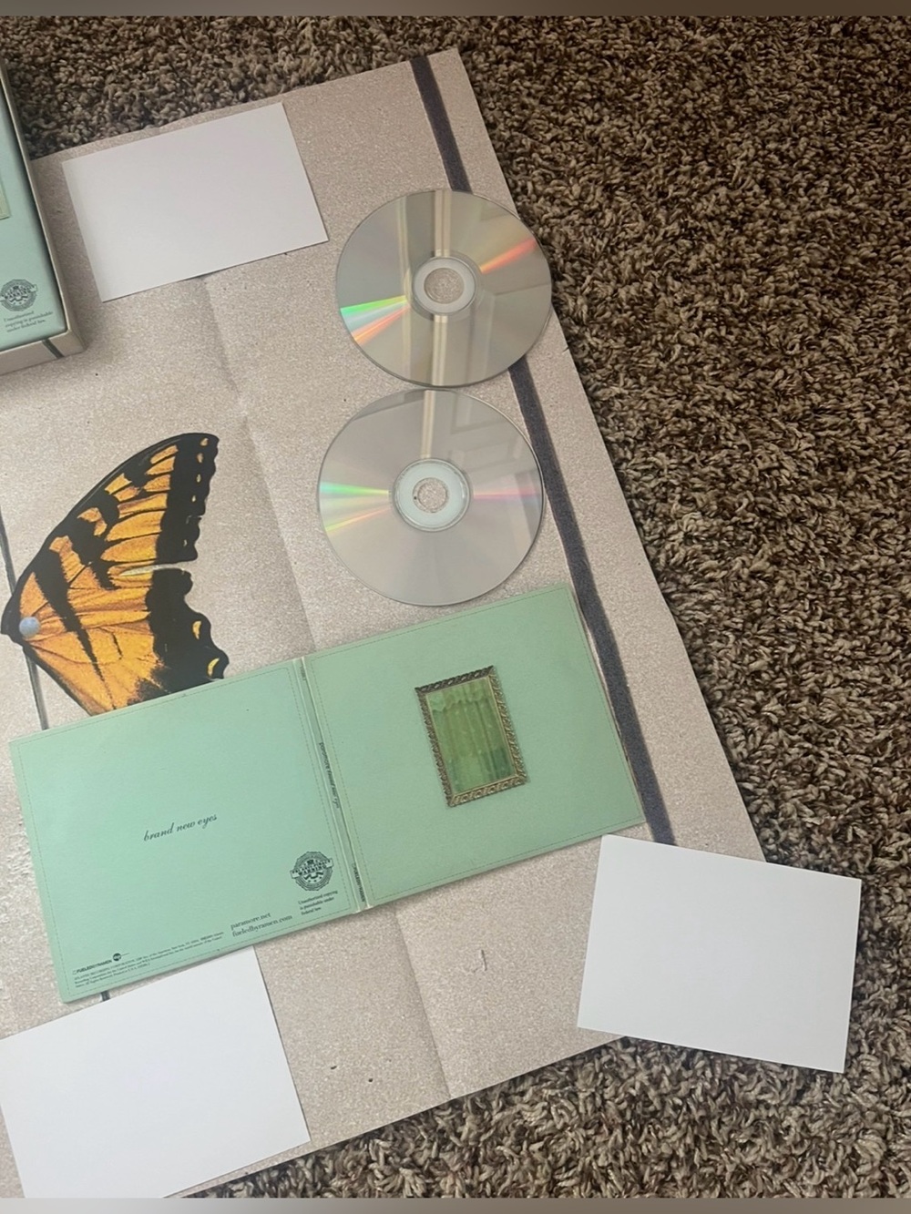 COMPLETE! Paramore | “Brand New Eyes” (Limited Edition Box Set) (2009) - Picture 8 of 16
